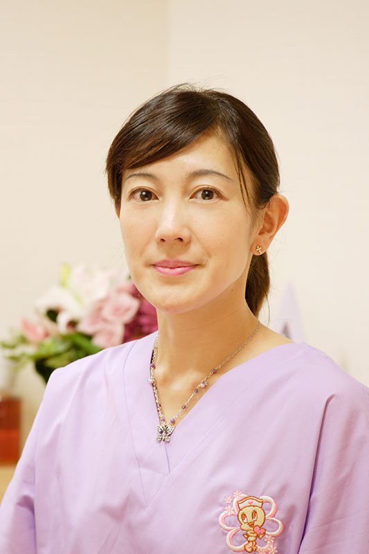 院長　横江真木子